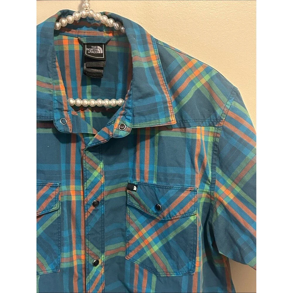 The North Face Men's Size M Plaid Snap Button Short Sleeve Shirt Blue Orange